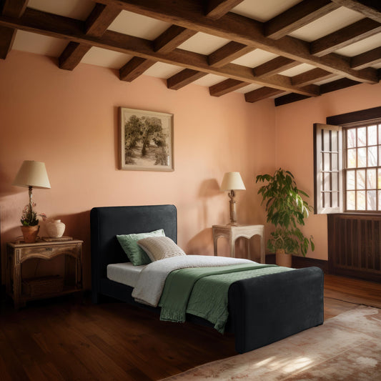 Meridian Furniture SloanBlack