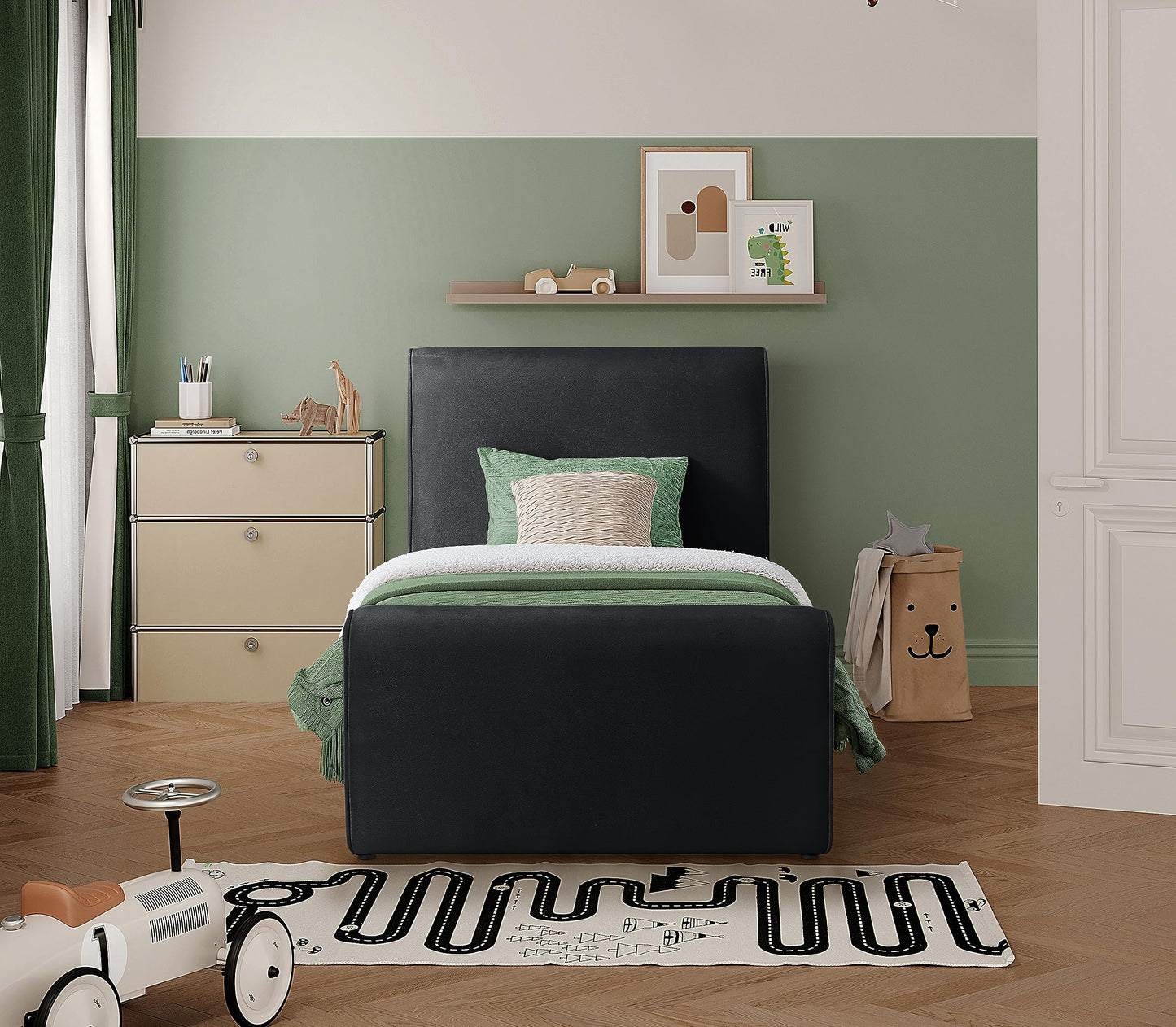 Meridian Furniture SloanBlack